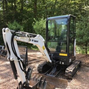 Bobcat E20 , 1,8T + 3 GODETS