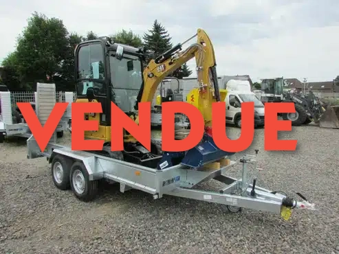 Caterpillar 301.6 +  REMORQUE + 3 GODETS