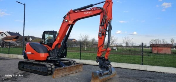Kubota KX080-3, 8,2T, 2012