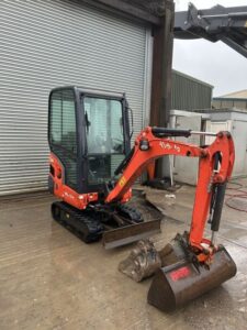 Kubota u17-3 , 2015 , 1,6T