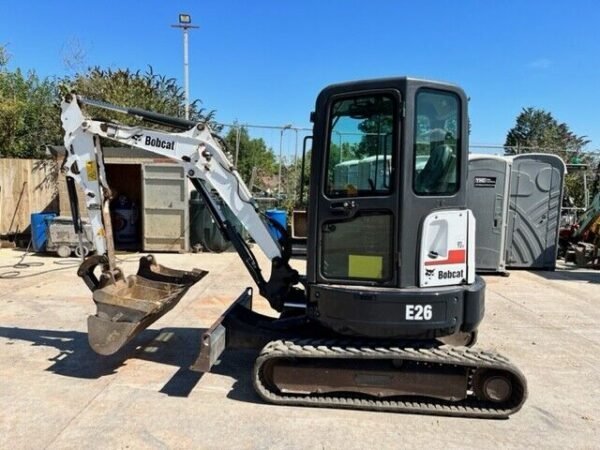 Bobcat E26 – Équipement compact de chantier