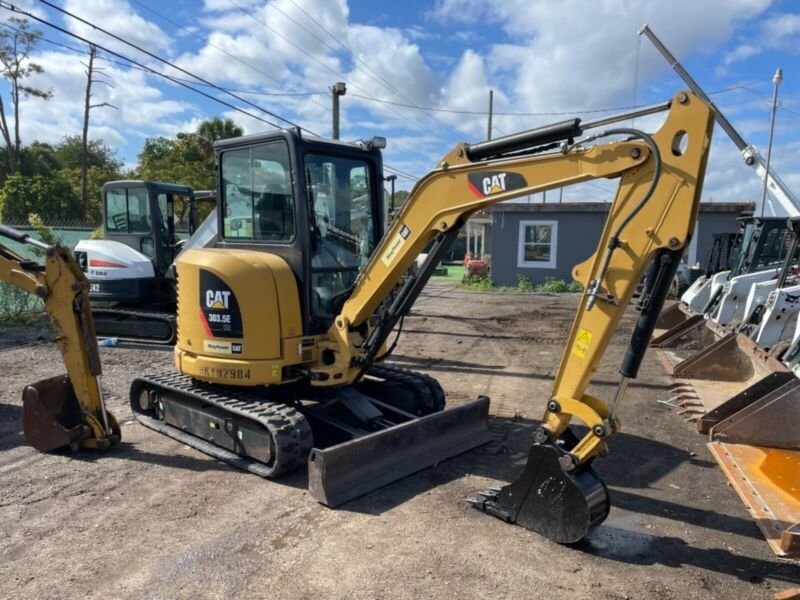 Caterpillar 303.5ECR. 3,5T , 2015